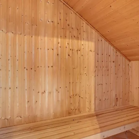 Gorgeous In Blvand With Sauna ホテル